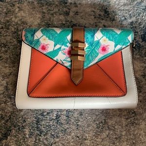 EUC CALL IT SPRING crossbody purse
